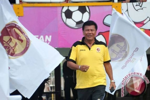 Sederet Prestasi Benny Dollo buat Klub, Termasuk untuk Indonesia - JPNN.COM