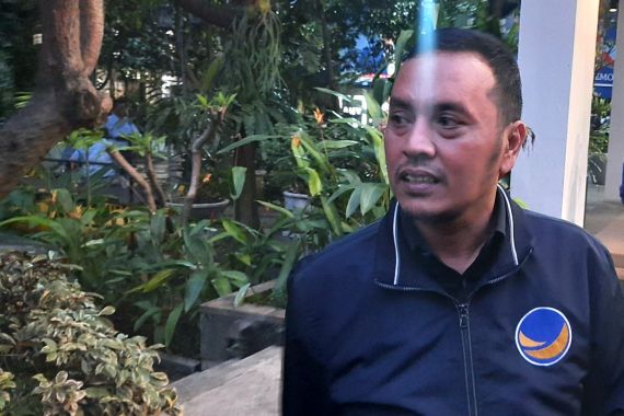 Willy NasDem Beber Alasan di Balik Manuver Silaturahmi Surya Paloh - JPNN.COM