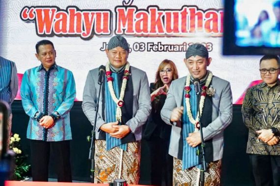 Gelar Wayang Kulit, Bamsoet: Event Ini Makin Mendekatkan Polri dan TNI - JPNN.COM