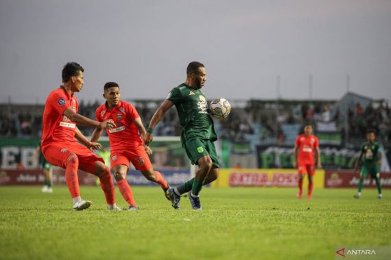 Pelatih Borneo FC Ungkap Penyebab Kekalahan Timnya dari Persebaya - JPNN.COM