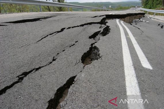 Gempa Bumi Magnitudo 7,4 Mengguncang Turki, 3 WNI Jadi Korban - JPNN.COM