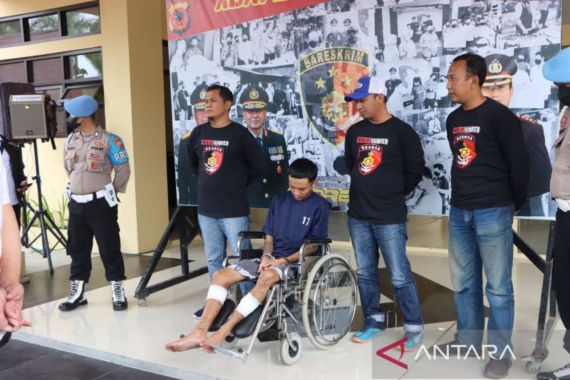Polisi Tembak Pembunuh Warga Bandung - JPNN.COM