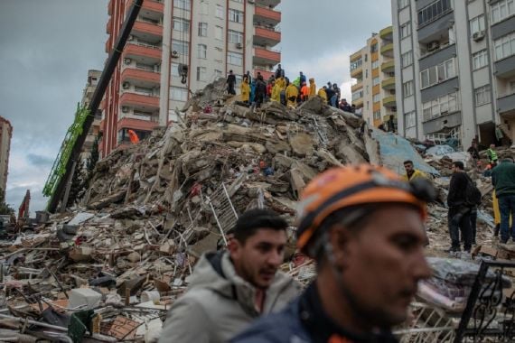 KBRI Belum Bisa Memastikan Nasib 1 WNI di Area Gempa Turki - JPNN.COM
