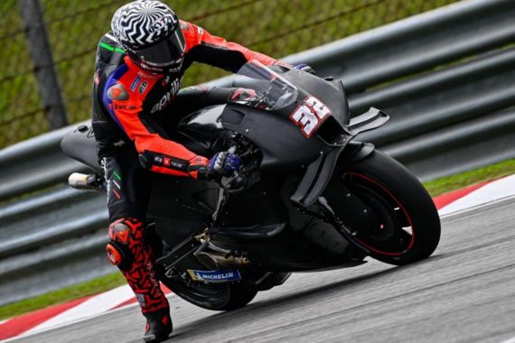 MotoGP 2023: Honda, KTM, dan Aprilia Rela Lakukan Ini Demi Mengejar Ducati - JPNN.COM