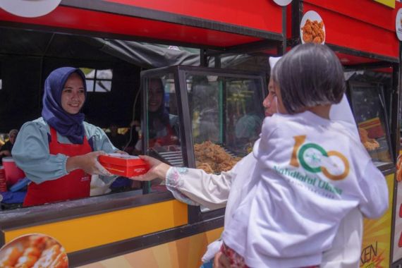 BAZNAS Bagikan 10.000 Paket Makanan Siap Saji di Harlah 1 Abad NU - JPNN.COM