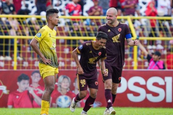 Kalimat Pertama Bernardo Tavares Setelah PSM Makassar Menggasak Barito Putera - JPNN.COM
