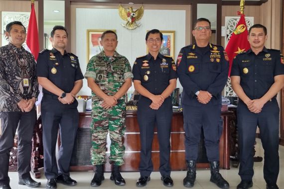 Lewat Kegiatan Ini, Bea Cukai Jalin Sinergi yang Makin Solid dengan TNI - JPNN.COM