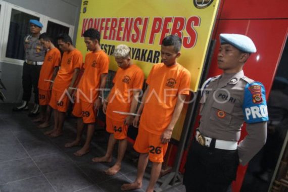 Tampang Pelaku Perkelahian di Titik Nol Yogyakarta - JPNN.COM