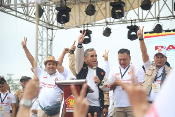 Sekjen Gerindra: Pengentasan Kemiskinan hingga Stunting Menjadi Prioritas - JPNN.COM