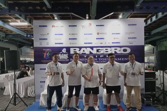 Gandeng Candra Wijaya, Bambang Brodjonegoro Kenalkan Triple Badminton - JPNN.COM