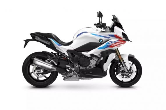 Ratusan Unit BMW S1000 series Bermasalah di Sistem Elektronik - JPNN.COM