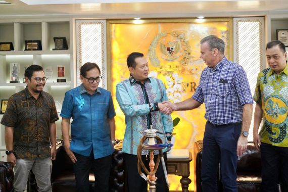 Cegah Jakarta Tenggelam, Ketua MPR Bamsoet Dukung Proyek Tanggul Raksasa Dipercepat - JPNN.COM