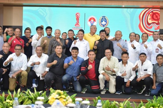 Menpora Amali Gelar FGD Bersama Mantan Pemain dan Pelatih Sepak Bola Indonesia - JPNN.COM