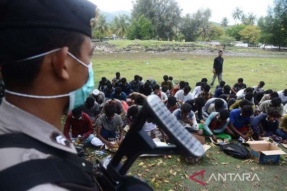 Imigran Rohingya Kejang-Kejang Lalu Meninggal, Kombes Joko Bilang Begini - JPNN.COM