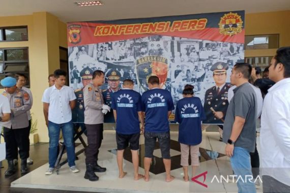Dituduh Penculik Anak, Orang Gila di Bandung Dianiaya - JPNN.COM