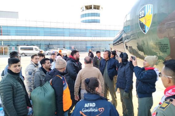 Kemhan Kirim Bantuan dan Perbantukan Pesawat Hercules C-130 untuk Turki - JPNN.COM