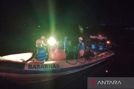 Nelayan yang Tenggelam di Sungai Barito Belum Ditemukan, Mohon Doanya - JPNN.COM