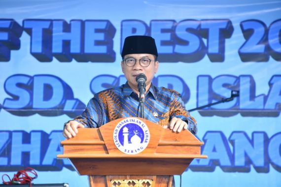 Hadiri Best of The Best Al Azhar Serang, Yandri Susanto Sampaikan Sejumlah Harapan - JPNN.COM