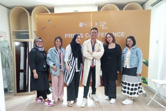 3 Desainer IFS Tampilkan Karya Busana NTT di Indonesia Fashion Week - JPNN.COM