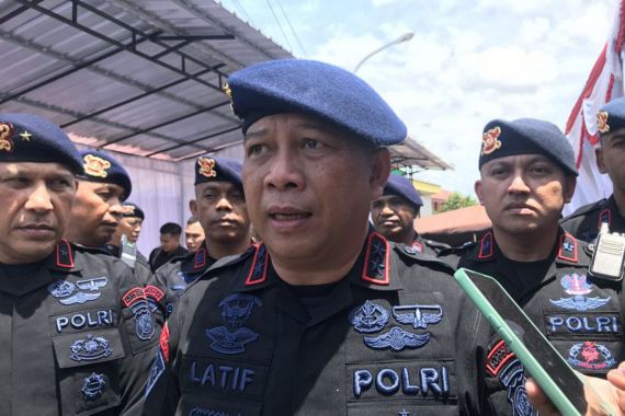 Aksi RM alias Baret Bikin Kapolda Maluku Irjen Lotharia Latif Meradang - JPNN.COM