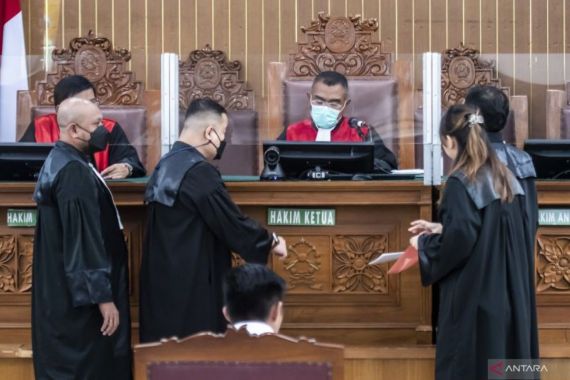 AAI Minta Seluruh Advokat Menghormati Profesi Hakim - JPNN.COM