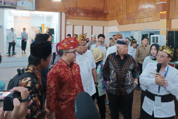 Menpan-RB Resmikan Mal Pelayanan Publik di Lombok Tengah - JPNN.COM