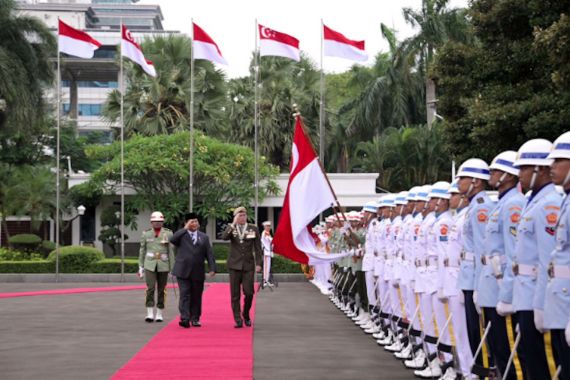 Indonesia-Singapura Tingkatkan Kerja Sama Militer untuk Stabilitas Kawasan - JPNN.COM