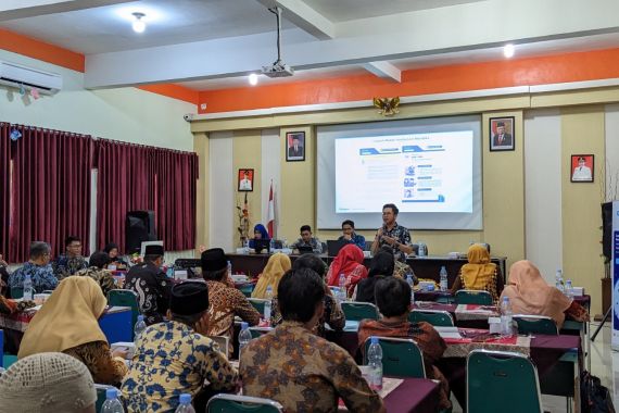 Gandeng Kemendikbudristek, Quipper Bekali Pengetahuan Ini kepada Kepala Sekolah - JPNN.COM