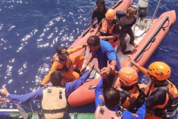 Satu Korban Tenggelam KM Linggar Petak 89 Ditemukan Selamat - JPNN.COM