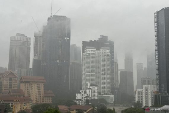 Malaysia Kembali Dilanda Banjir Besar, 5 Negeri Terendam - JPNN.COM