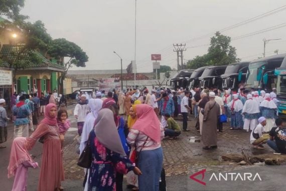 Masa Tunggu Haji Daerah Ini Mencapai 17 Tahun - JPNN.COM
