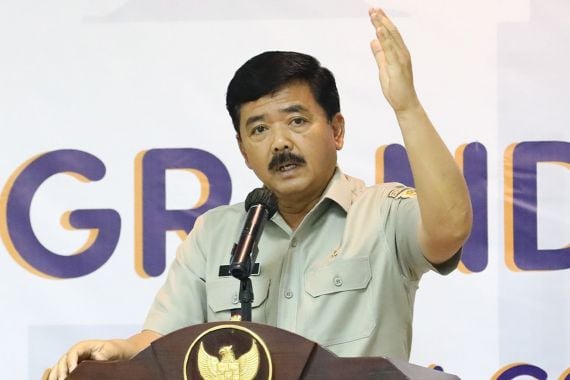 Tokoh Militer dan Orang Dekat Jokowi, Menteri Hadi Dinilai Layak Mendampingi Ganjar - JPNN.COM