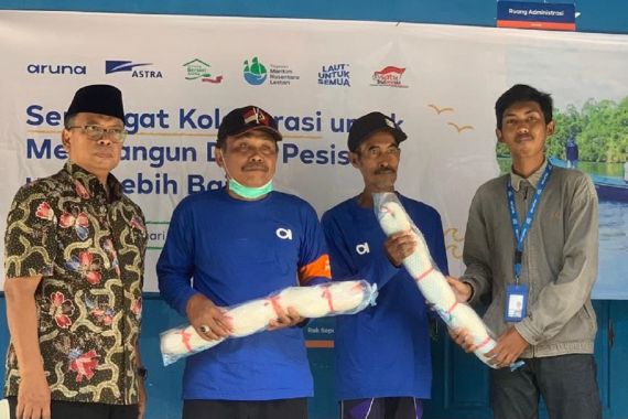 Nelayan di Bangkalan dapat Bantuan Alat Tangkap Jaring, Sebegini Nominalnya - JPNN.COM