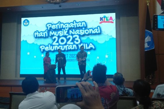 Nadiem Makarim Minta Guru & Ortu Mengenalkan Karya Insan Musik Indonesia dalam Pembelajaran  - JPNN.COM