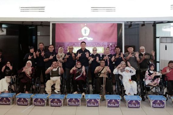 Ramaikan HUT Ikatan Alumni Lemhannas, IKAL 54 Ikut Jalan Santai hingga Bakti Sosial - JPNN.COM