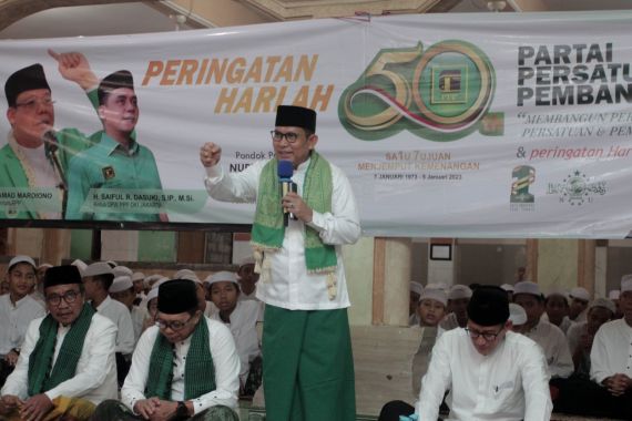 PPP DKI Jakarta Peringati Harlah di Ponpes Untuk Kembalikan Tradisi Partai - JPNN.COM