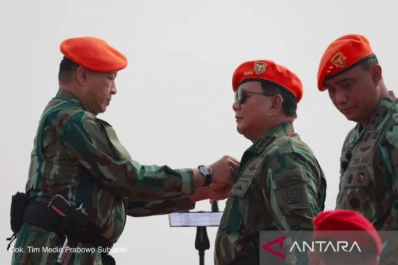Prabowo: Saya Akan Jaga Kehormatan Korps Baret Jingga Kopasgat TNI AU - JPNN.COM