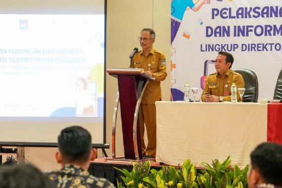 Dirjen Bina Pemdes Eko Prasetyanto Bahas Mengenai Pentingnya Mengelola Informasi - JPNN.COM