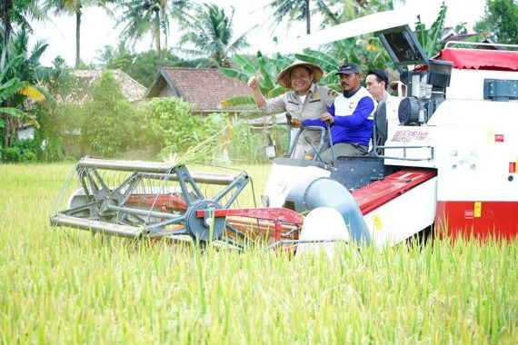 Bupati OKI Puji Kontribusi Besar Gubernur Herman Deru Tingkatkan Produktivitas Pertanian - JPNN.COM