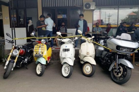 Pejabat Disdik Riau yang Memengaruhi Kepsek Ikut Robot Trading ATG Siap-Siap Saja - JPNN.COM