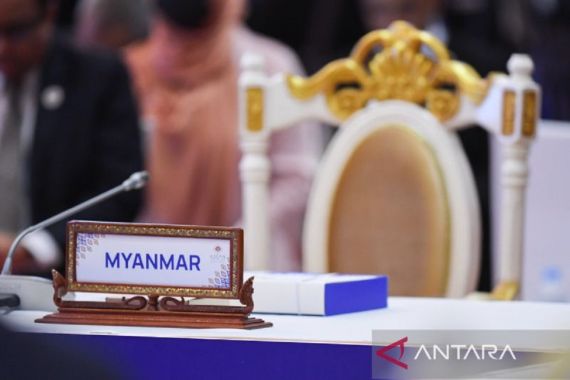 Junta Militer Myanmar Tutup Akses Pangan untuk Hukum Warga Sipil - JPNN.COM