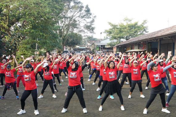 Sedulur Saklawase Menggelar Senam Sehat di Semarang dan Kendal - JPNN.COM