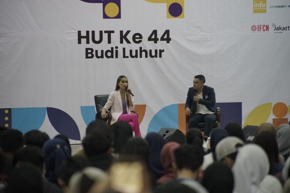 HUT Universitas Budi Luhur, Cinta Laura Hadir Beri Pesan Inspiratif kepada Mahasiswa - JPNN.COM