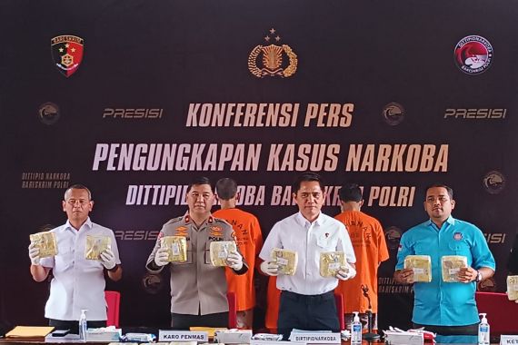 Bareskrim Gagalkan Penyelundupan Sabu-sabu 50 Kg Jaringan Malaysia - JPNN.COM