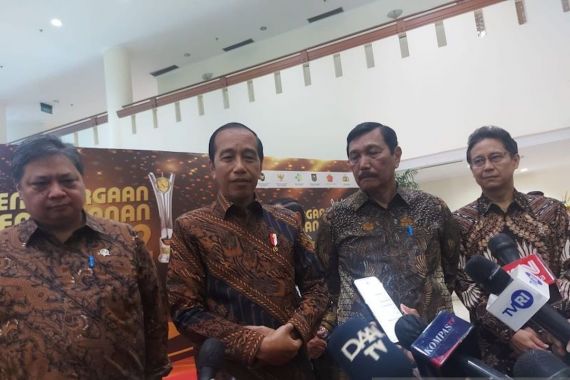 Jokowi Ungkap Isi Pertemuan dengan Bu Mega di Istana: Ada Pembahasan Soal Capres PDIP - JPNN.COM
