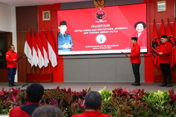 PDIP Resmi Lantik Hendrar Prihadi Menjadi Ketum TMP Gantikan Maruarar - JPNN.COM