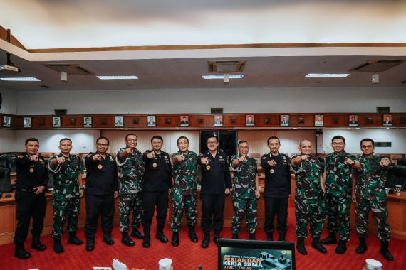 Bea Cukai Gelar Monev Perjanjian Kerja Sama dengan TNI AD, Apa Hasilnya? - JPNN.COM