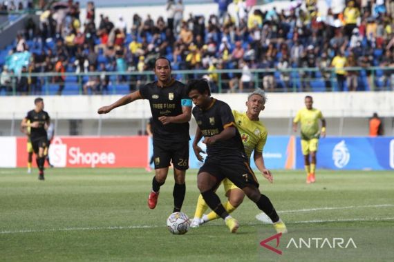 Barito Putera Kalah di Kandang Sendiri 2-3 dari Persis Solo - JPNN.COM