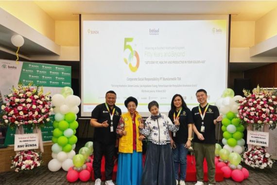 Meriahkan HUT Ke-50, PT Bundamedik Gelar Kegiatan Sosial - JPNN.COM