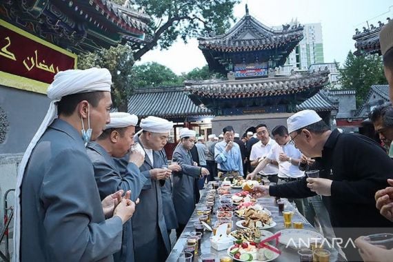 Muslim Indonesia Mulai Puasa Ramadan Besok, Bagaimana di China? - JPNN.COM